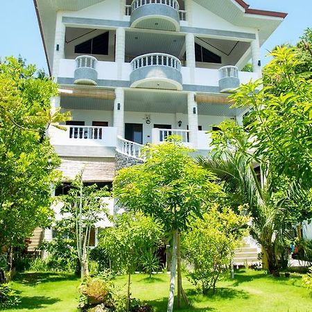 Greenyard Inn Manoc-Manoc Bagian luar foto