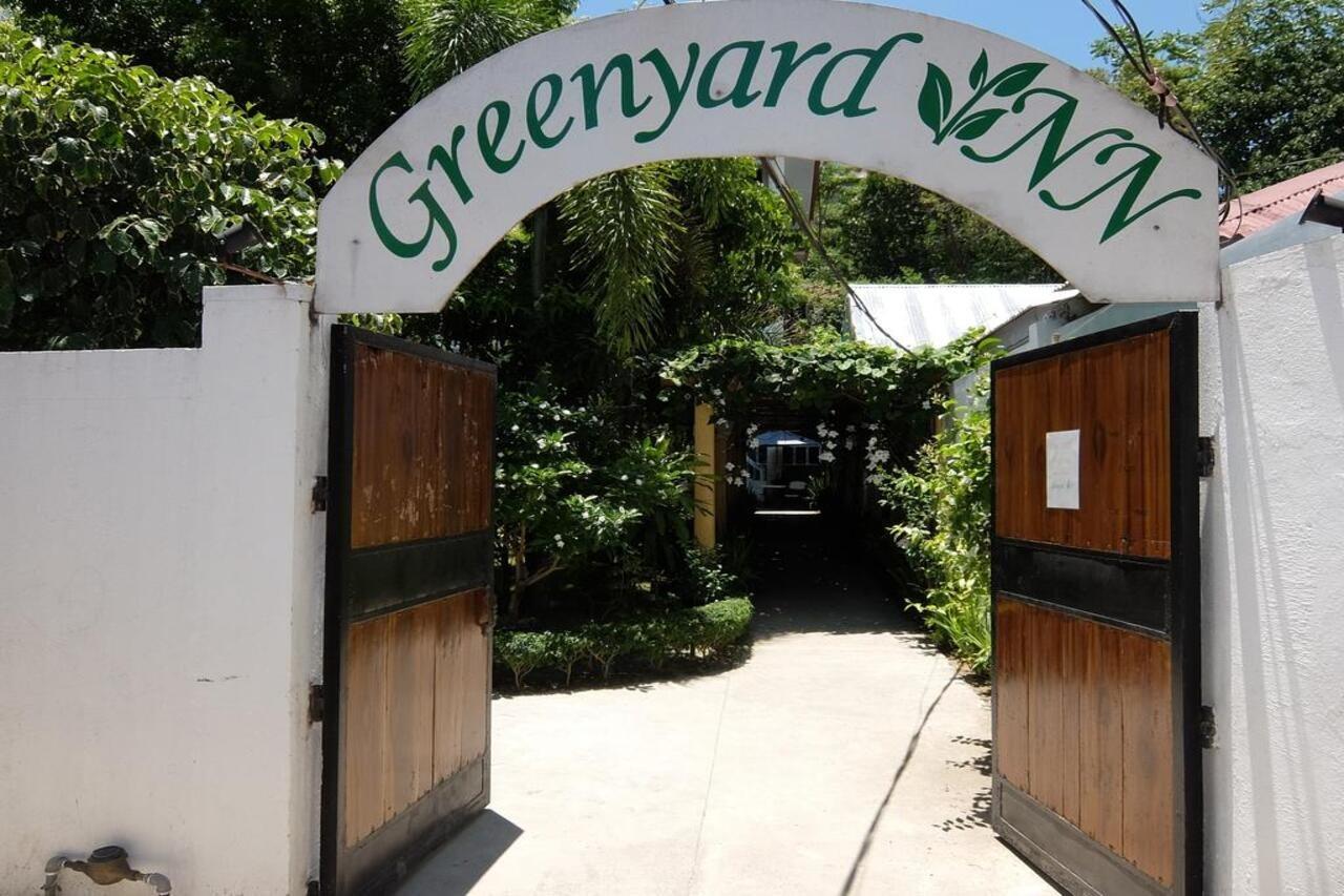 Greenyard Inn Manoc-Manoc Bagian luar foto