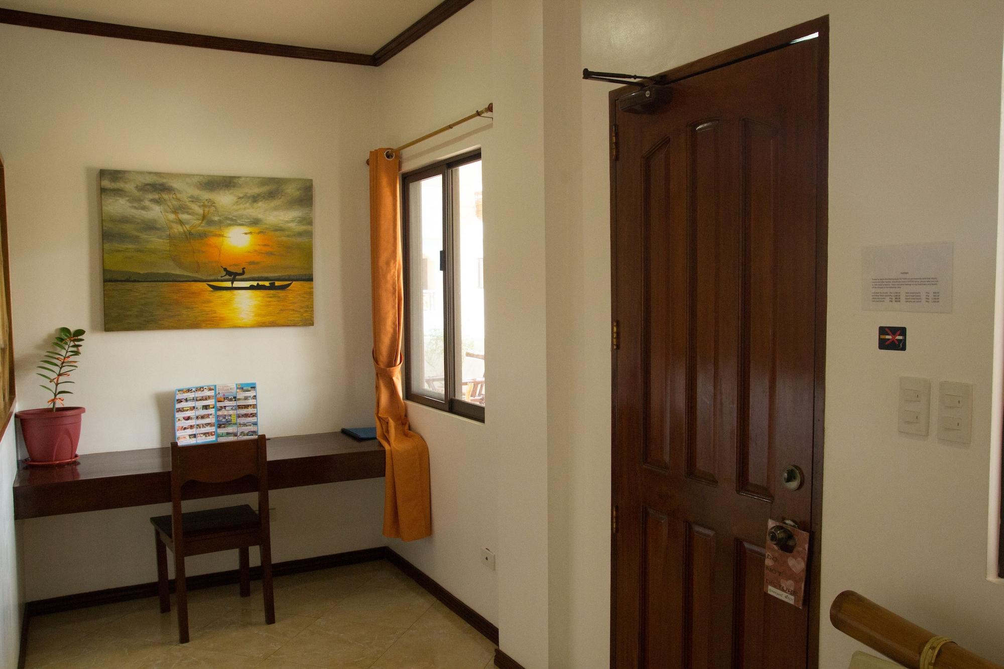Greenyard Inn Manoc-Manoc Bagian luar foto